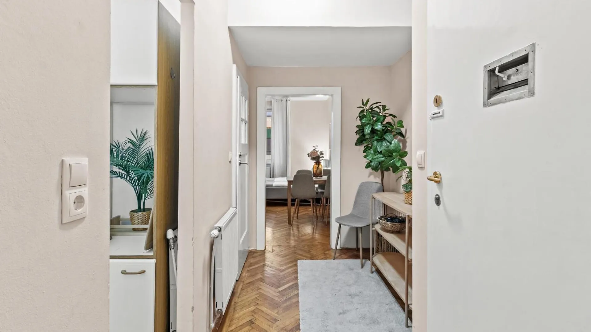 Modern Apartment, 3 Min To 