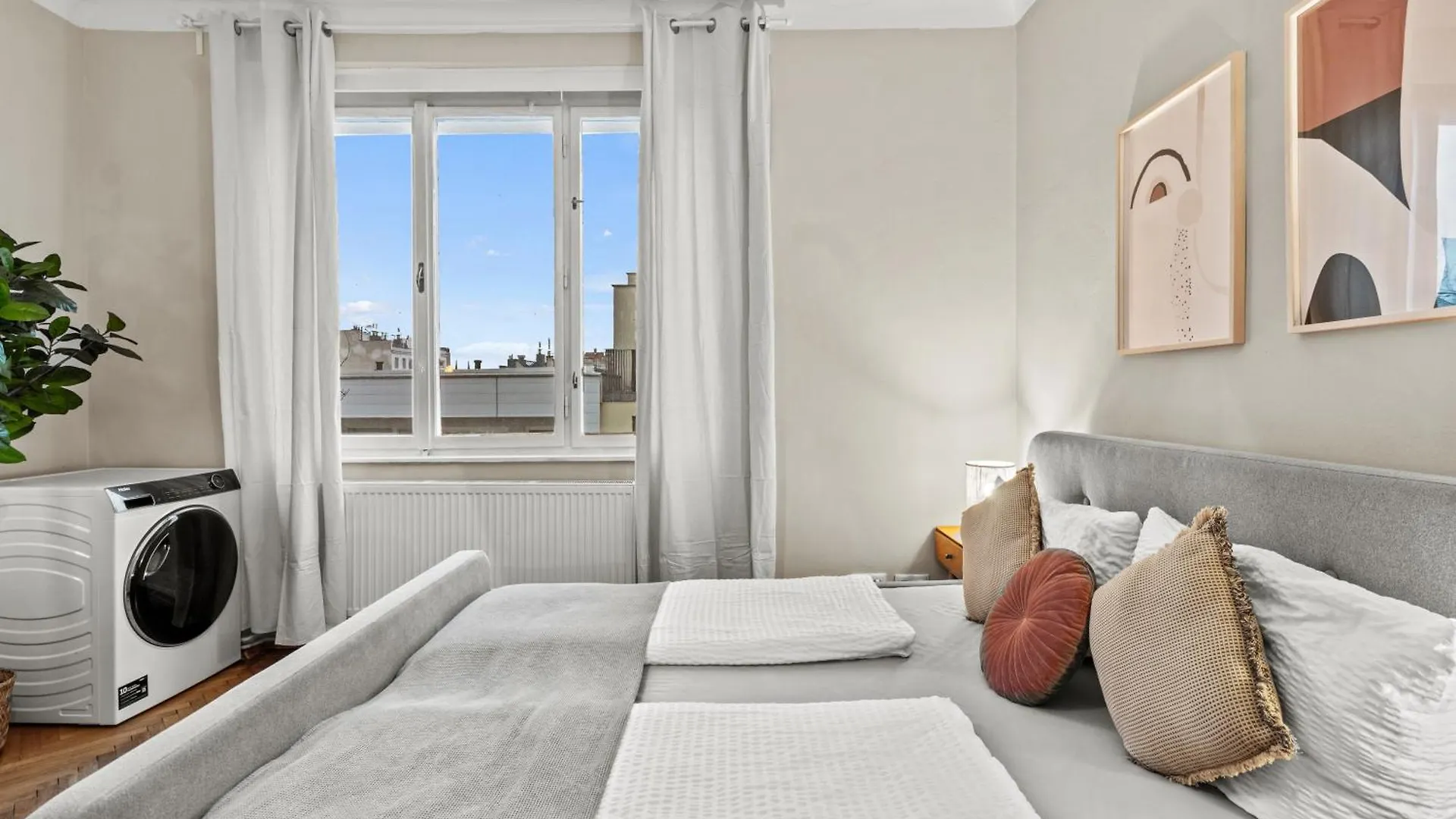 Appartamento Modern Apartment, 3 Min To 